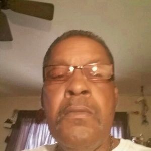 Meet your Posher, Carl